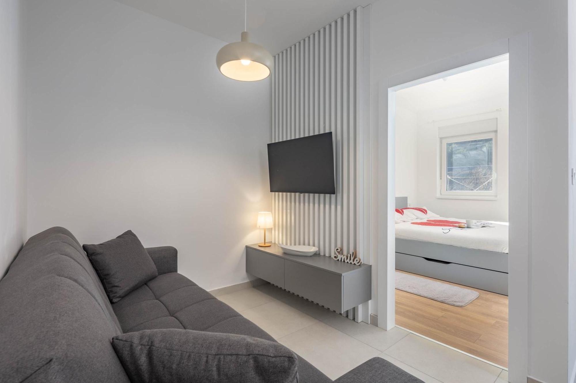 Seafront Villa Andrijana - Happy Rentals Plomin Zewnętrze zdjęcie