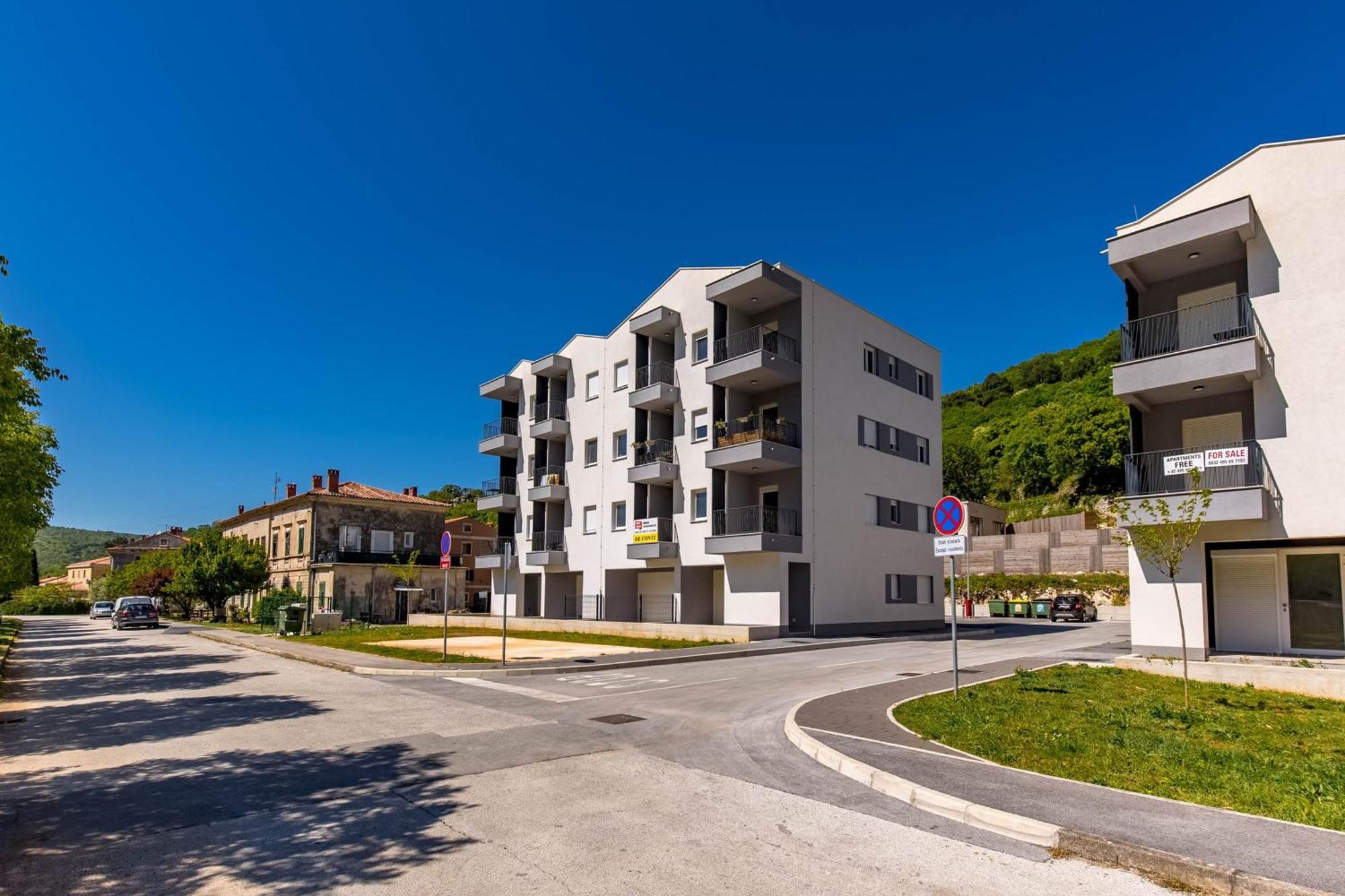 Seafront Villa Andrijana - Happy Rentals Plomin Zewnętrze zdjęcie